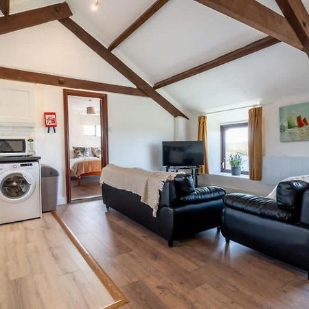 Lovely 3 Bedroom Holiday Cottage Nr Bude Exterior photo
