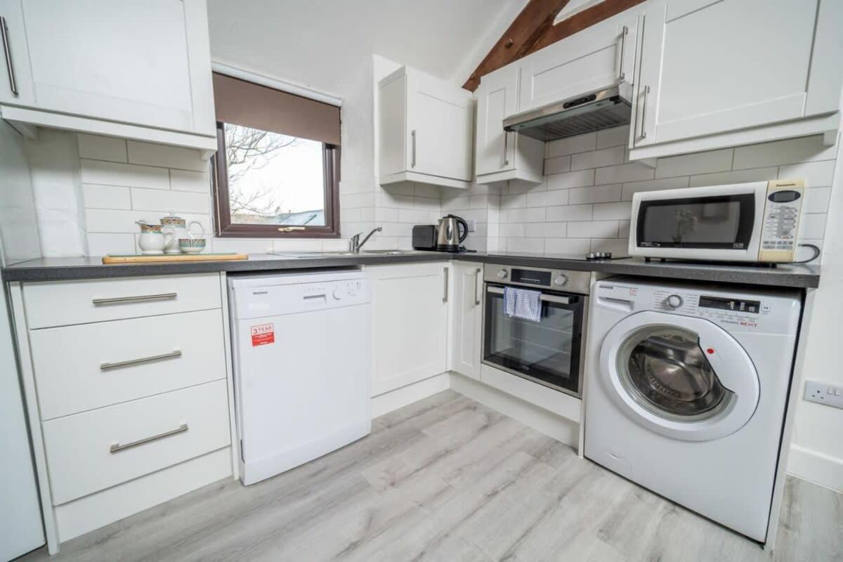 Lovely 3 Bedroom Holiday Cottage Nr Bude Exterior photo